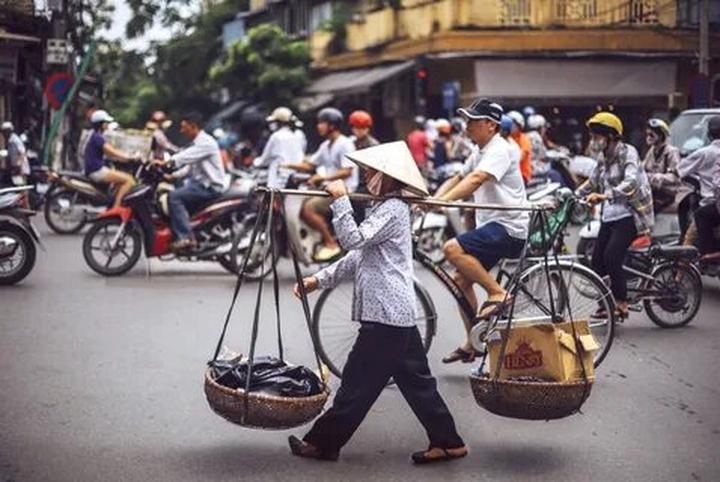 Khởi Nghiệp Video Ngắn: Vốn Ít, Lãi Cao Cùng Hotspot Matrix